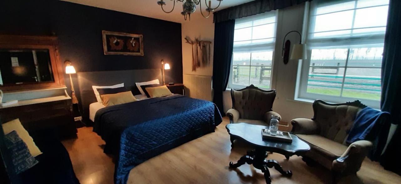 Bed & Breakfast De Kienstee Schoondijke Ngoại thất bức ảnh